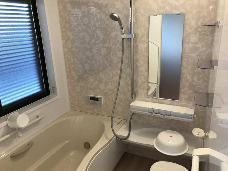 知らぬ間に飲んでいる危険 成分まみれの水道水から家族を救う浄水器の選び方