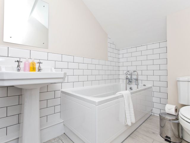 毎日飲む水で寿命が縮むかも見落とせば危険な家庭の浄水器選びの盲点