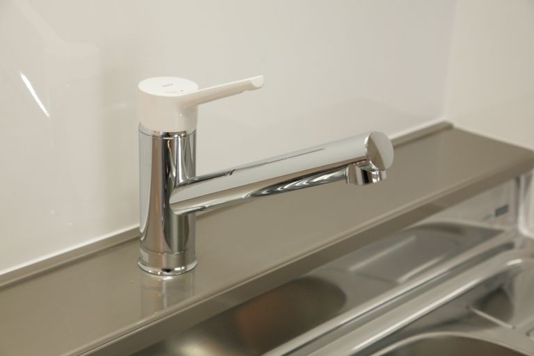 あなたの蛇口は本当に安全か知らぬ間に忍び寄る危険を撃退する浄水器の真実