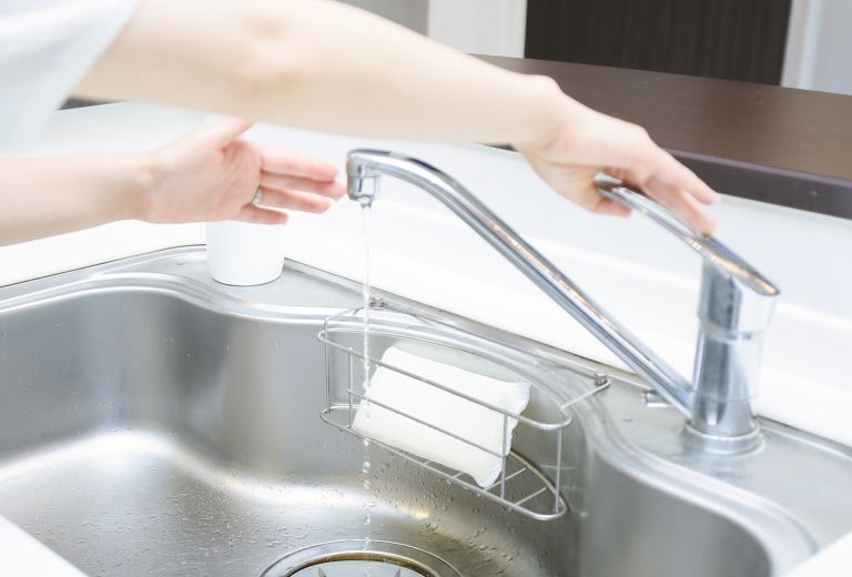 知らなきゃ損する家庭用浄水器の驚きの効果と選び方完全ガイド